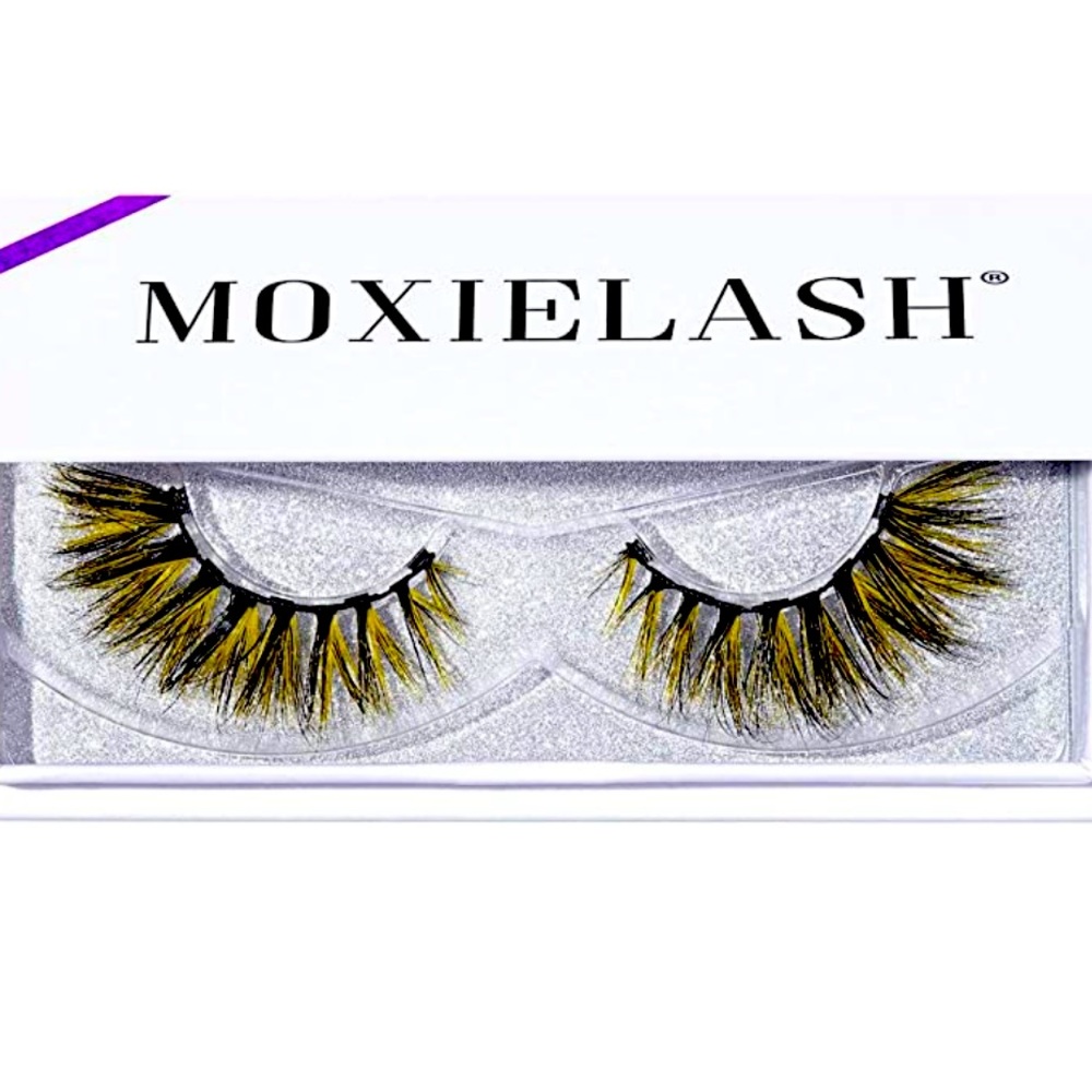 MOXIELASH®
COCHELLY LASH